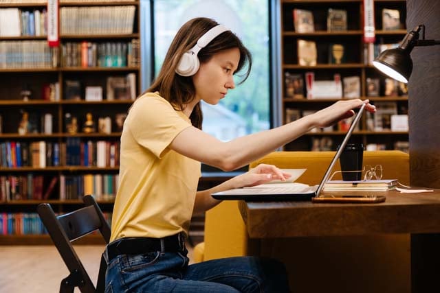 young-girl-student-preparing-for-an-exam